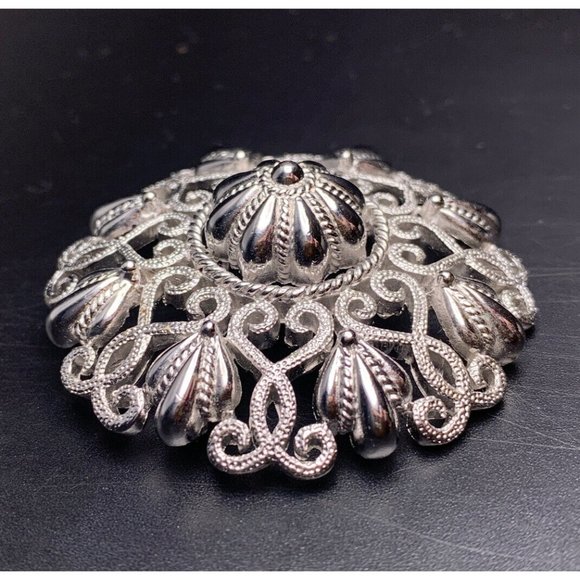 Crown Trifari Domed Brooch Pin Vintage Silver Tone Open Work Round Swirl Signed - Picture 3 of 6